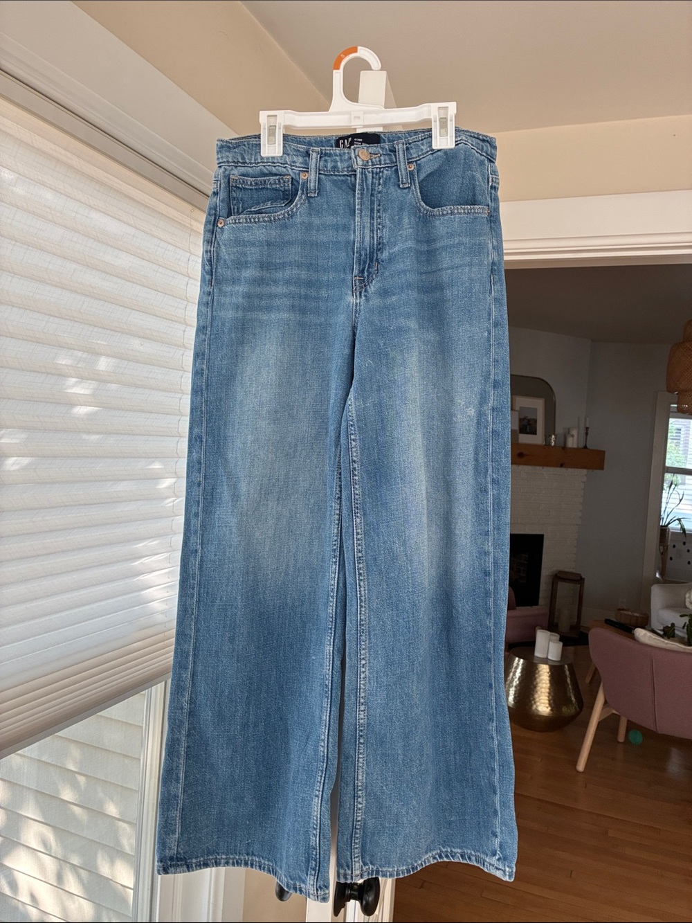 GAP Wide-Leg Denim Jeans in Medium Blue